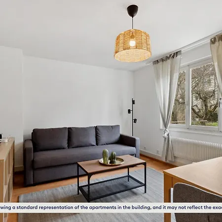 Apartment Contemporary Comfort: 2-bedroom, Two-floor Escape Zurich